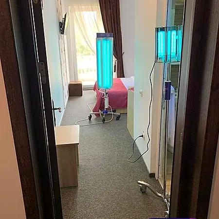 Hotel Pinguin 3*