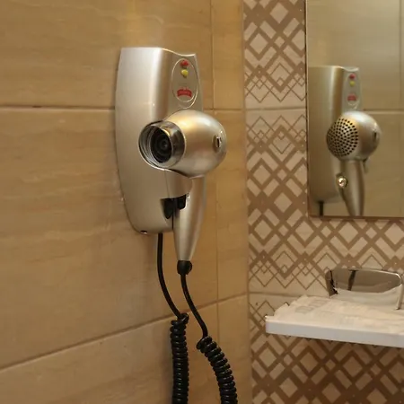 Pinguin Ξενοδοχείο 3*