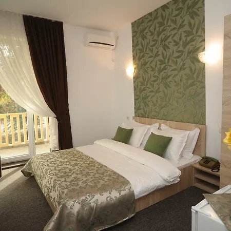 Ξενοδοχείο Pinguin